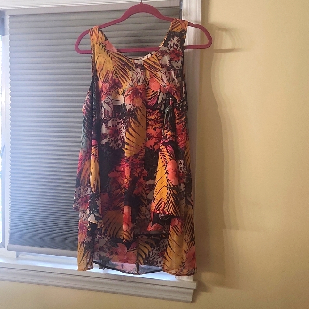 Multi colored tropical flowy tank top woman's xl